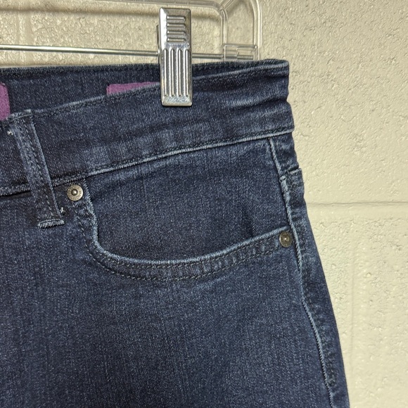 Gloria Vanderbilt Women's Dark Blue Amanda Jeans - Picture 6 of 13